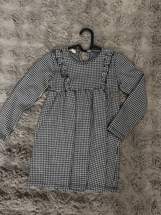 Ubrania dla dziewczynki 7 lat.