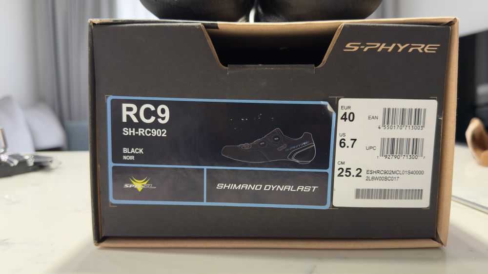 велотуфлі Shimano SH-RC902 S-Phyre чорні