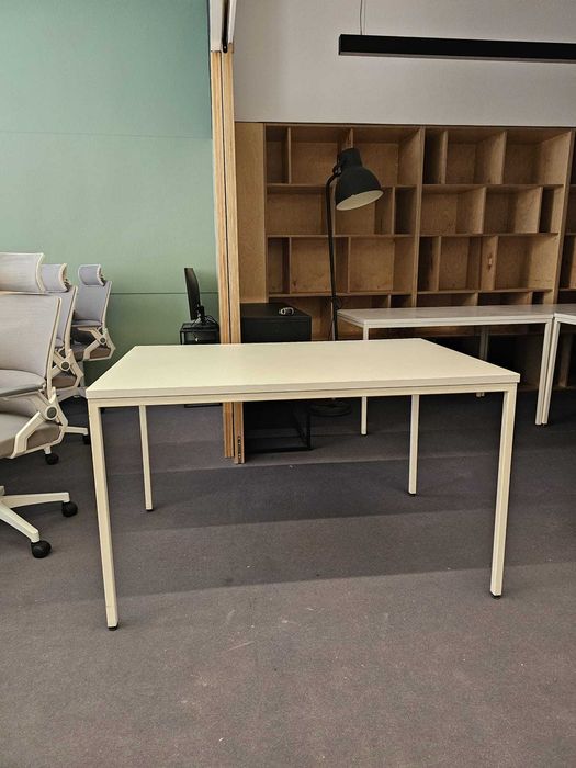 Conjunto de 4 mesas de design