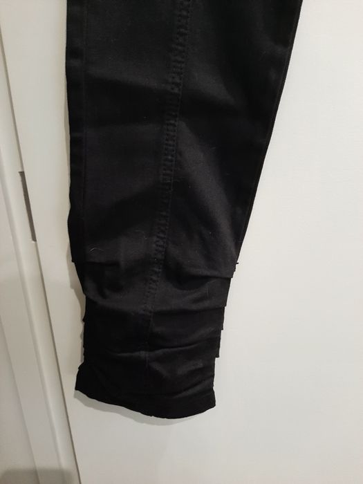 Calça de ganga preta nova