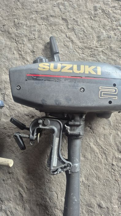 Лодочний мотор Suzuki Evinrude Jonson
