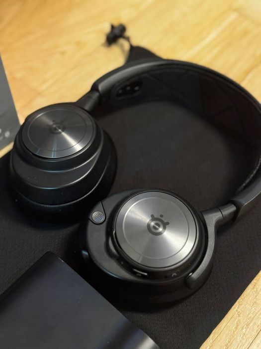 Steelseries Arctis Nova Pro Wireless Black BOX
