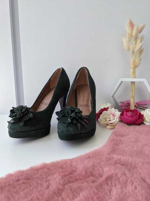 Елегантні замшеві туфлі 5th avenue зелені натуральна шкіра з квіткою