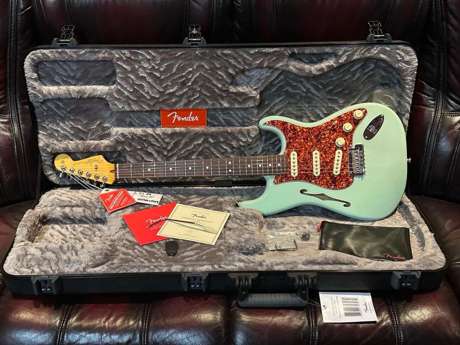 Акція! 2024 Fender American Professional II Stratocaster Thinline (New, 1550$)
