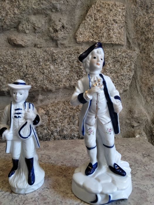 Conjunto de 2 figuras decorativas antigas