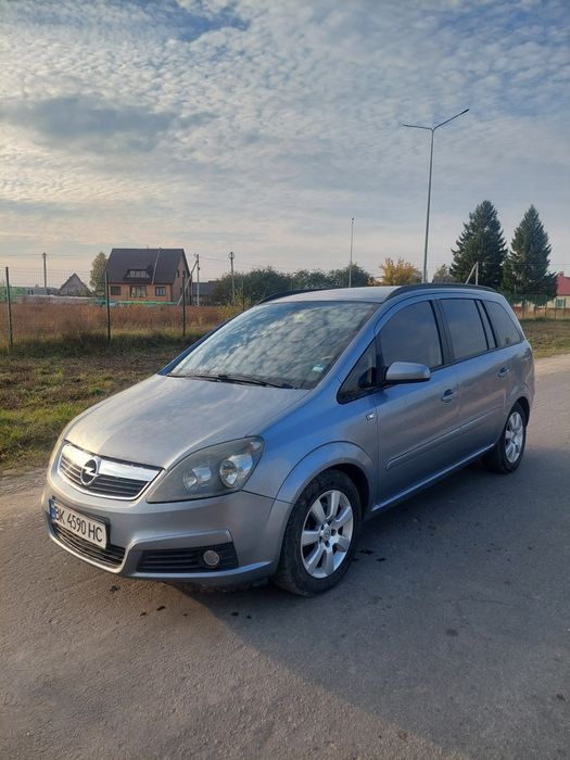 продам опель зафіра семи місна 1,9 диз