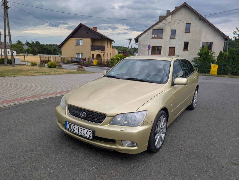 Lexus IS200  kombi RARYTAS