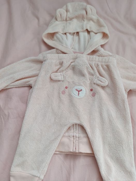 Костюм Carter's 6 місяців