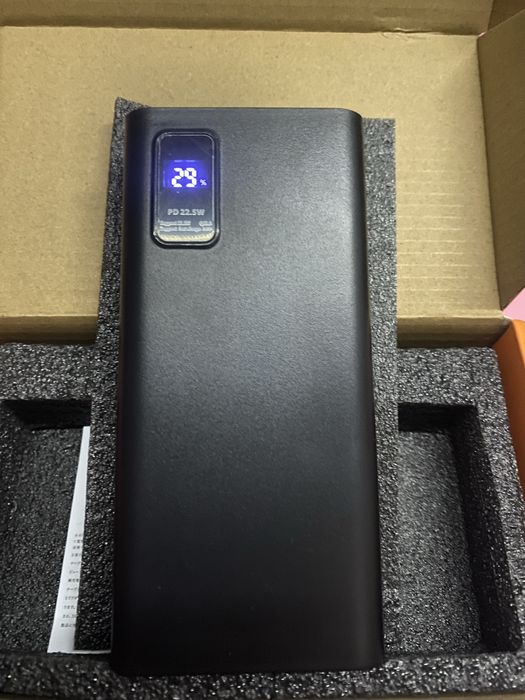 Повер банк Hinne 20000