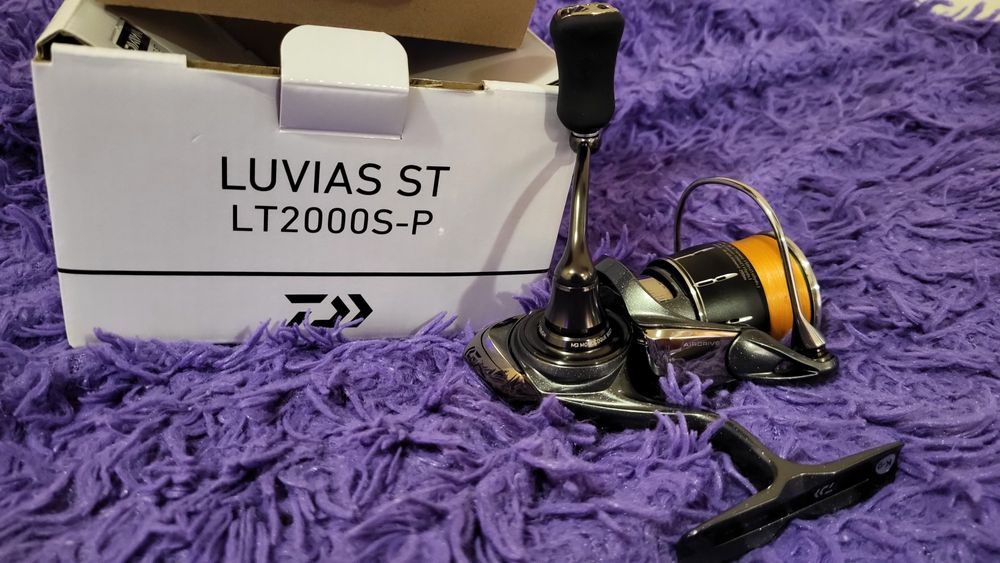 Котушка Daiwa 24 Luvias ST