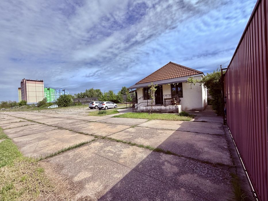 Супер фасадний  участок 1 га на проїзжій частині від Власника!