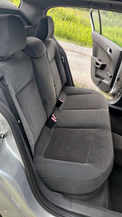 Opel Astra H 2004 Hatchback