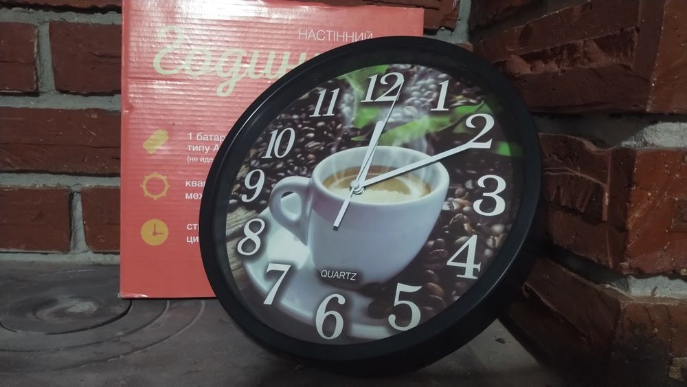 Годинник настінний Tempa HQ/TP (часы настенные)