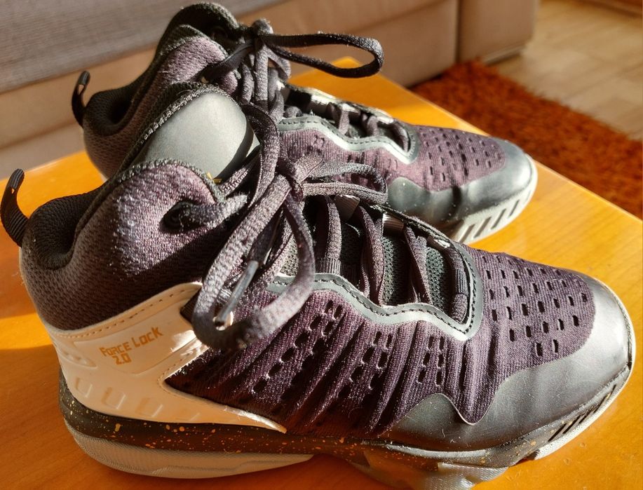 Ténis de basquetebol n35 em óptimo estado