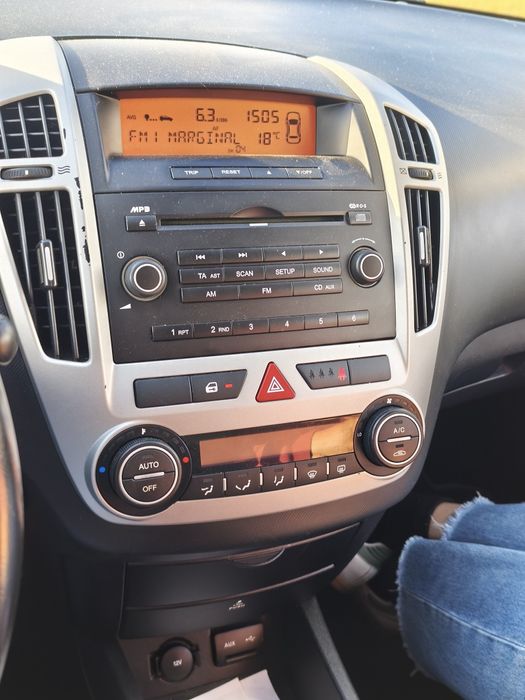 Kia Ceed 1.6 CRDI gasóleo
