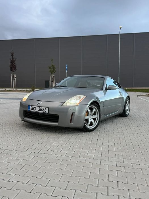 Nissan 350 Z Nissan 350Z 3.5 V6 (206 kW) – new engine (Czech Republic)