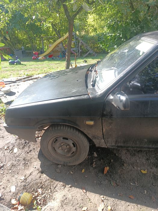 Продам ваз 21099 находу
