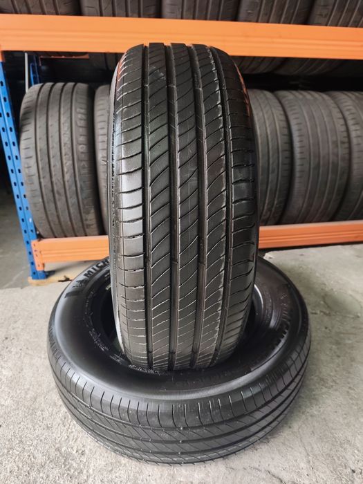Pneus 235/60r17 Michelin Primacy 4 com 80% piso