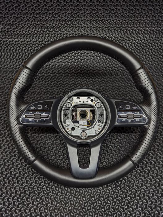 Кермо перетягнуте Mercedes  Vito 907 на обмін