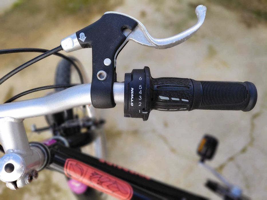 Bicicleta menina 6 a 9 anos