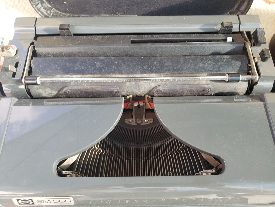 Maquina escrever elite sm 500