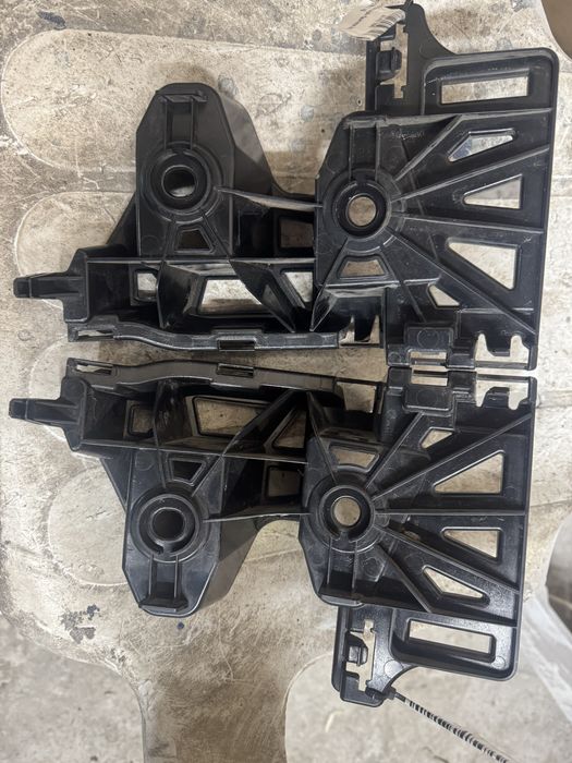 Направляючі заднього бампера VW Atlas Оригінал