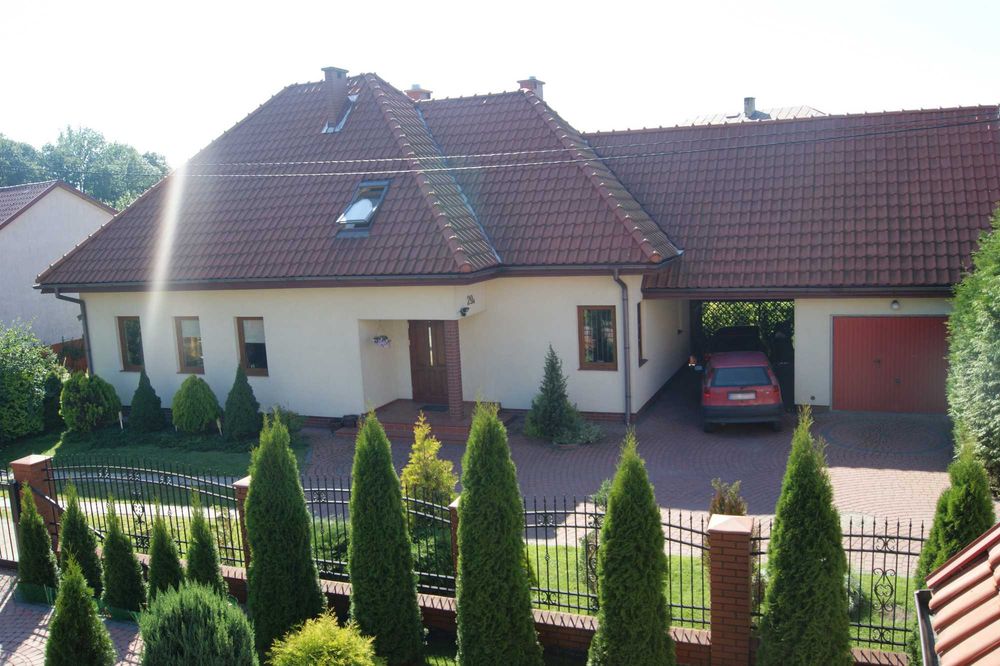 Efektowny dom do wynajęcia