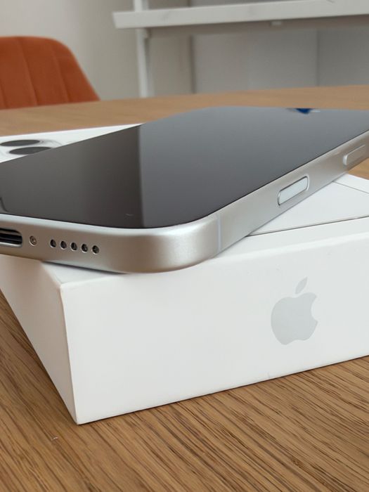 iPhone 17 256 GB biały | Idealny stan | Bateria 100% | Gwarancja