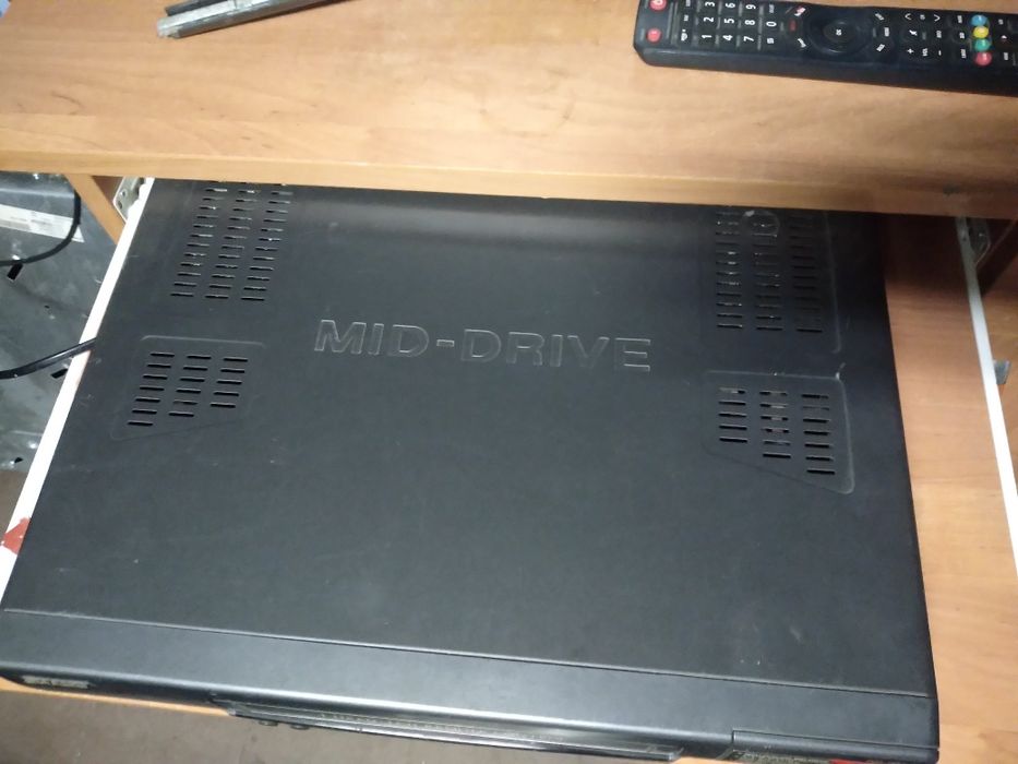 Odtwarzacz wideo VHS Sharp