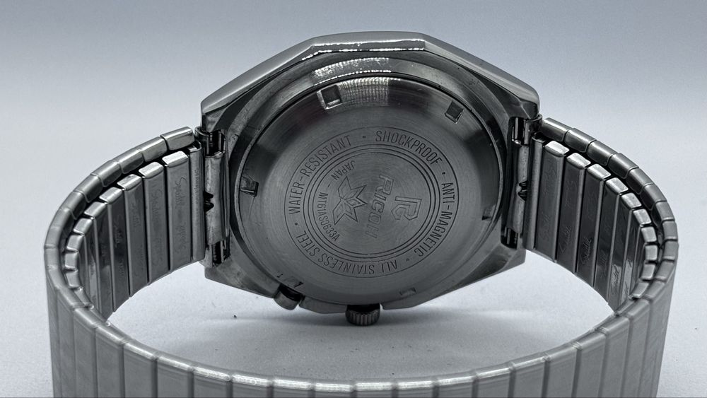 Vintage Ricoh Automatic Day-Date – Black Dial