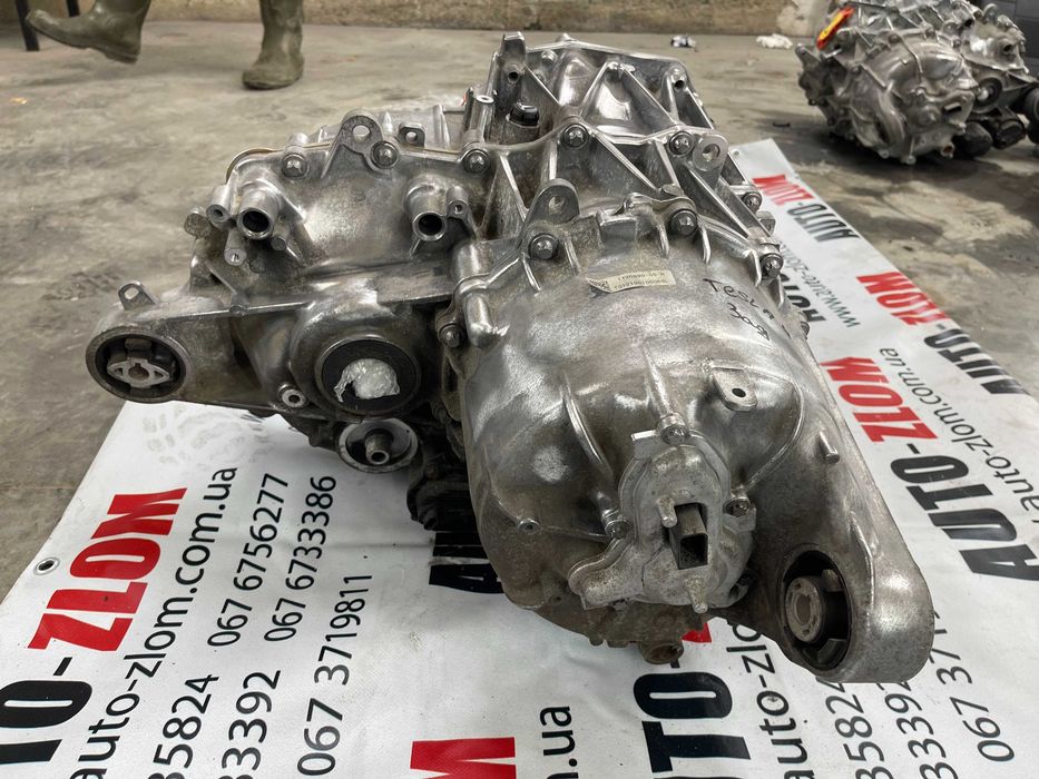 Електродвигун задній для Tesla Model Y 1120990-00-H