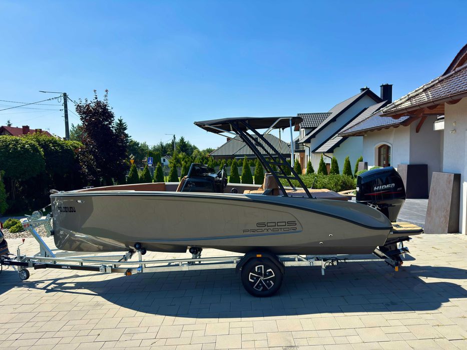 Łódź motorowa ProMotor 600S Shine Yachting