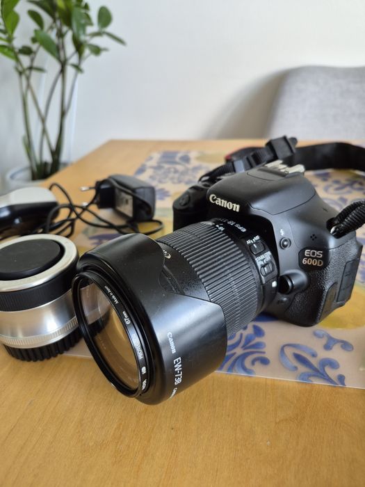 Aparat Canon 600D dwa obiektywy!