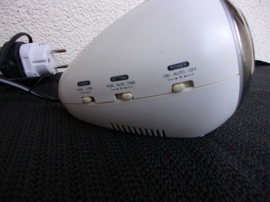 Radiobudzik BUSH - FM MW Multi Jog Sleep CR 312 - Retro do kolekcji