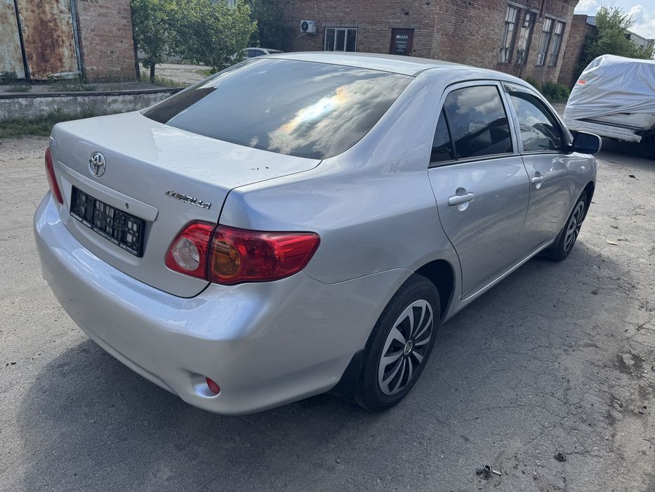 Крило заднє ліве праве четверть Toyota Corolla e150 1.6 розборка