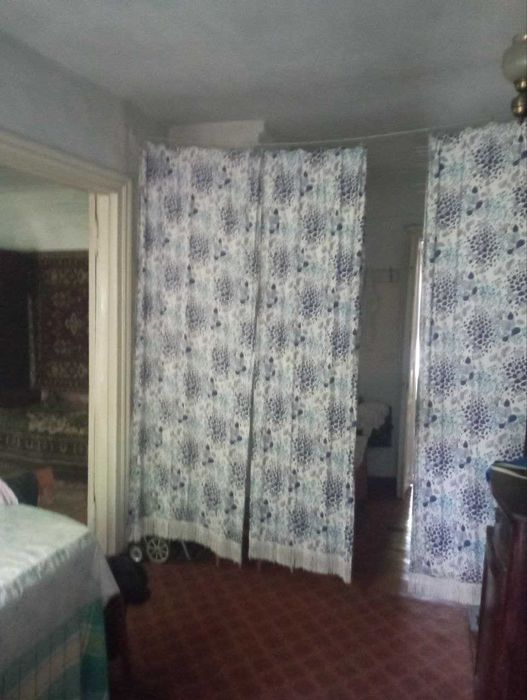 Продаж будинку з ділянкою