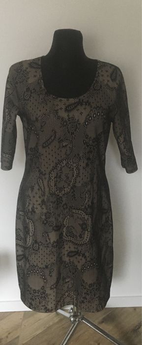 Elegancka sukienka Monique r.44