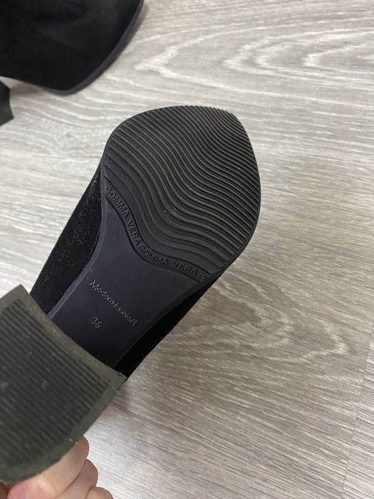 Ботільони замшеві чорні на каблуці SharMAN р. 36