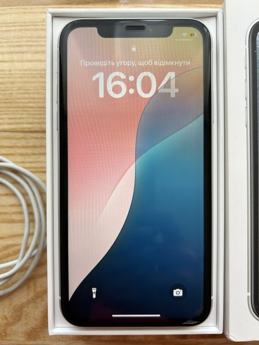 iPhone XR White 64 Gb