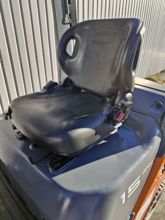 Навантажувач Тойота  1609 мг погрузчик  дизельний Toyota 8FDL15