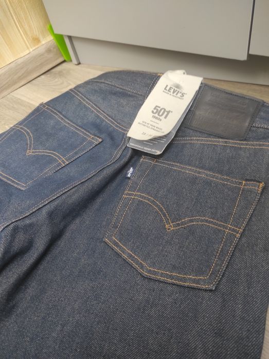 джинси Levi's нові