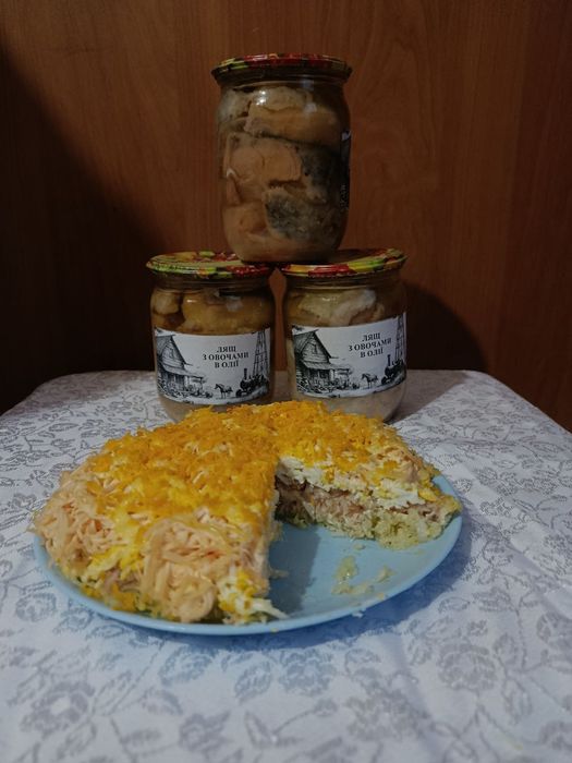 Продам консерви лящ в олії