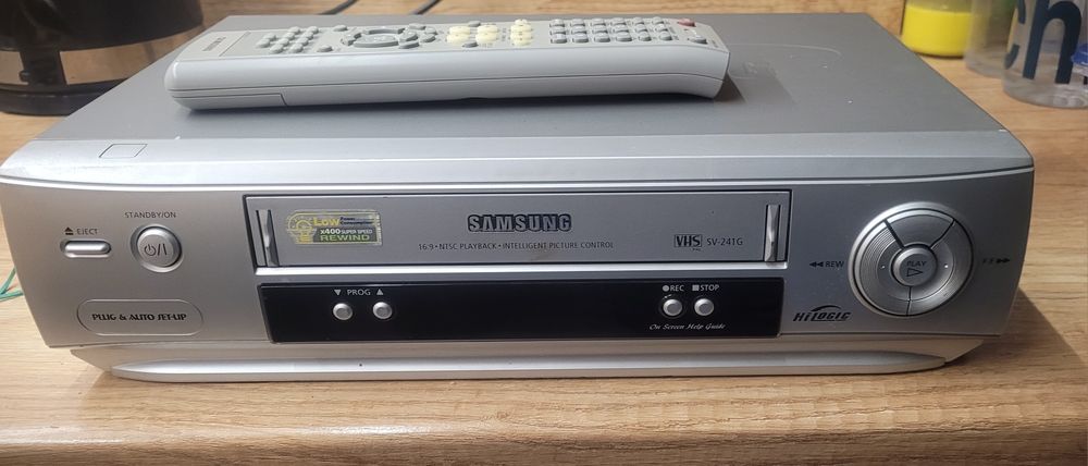 Magnetowid Samsung  SV-241G