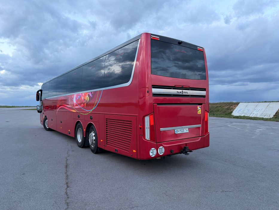 Автобус замовити оренда перевезення