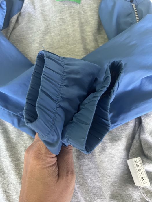 Вітровка beneton