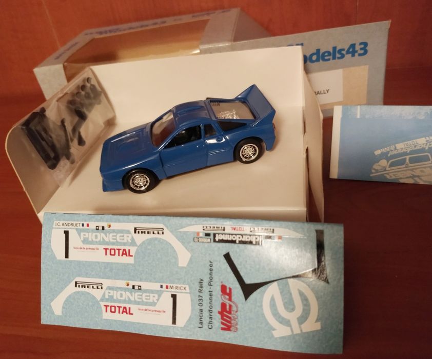 Miniatura de coleção - Lancia 037 Rally - Vitesse Portugal 1/43