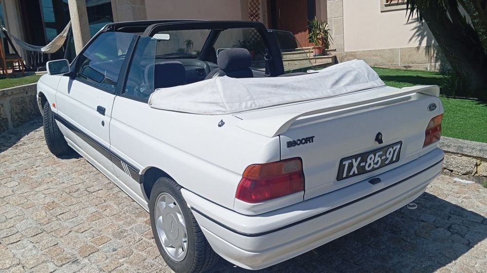 Escort Cabrio Mk5  Certificado pelo museu do Caramulo