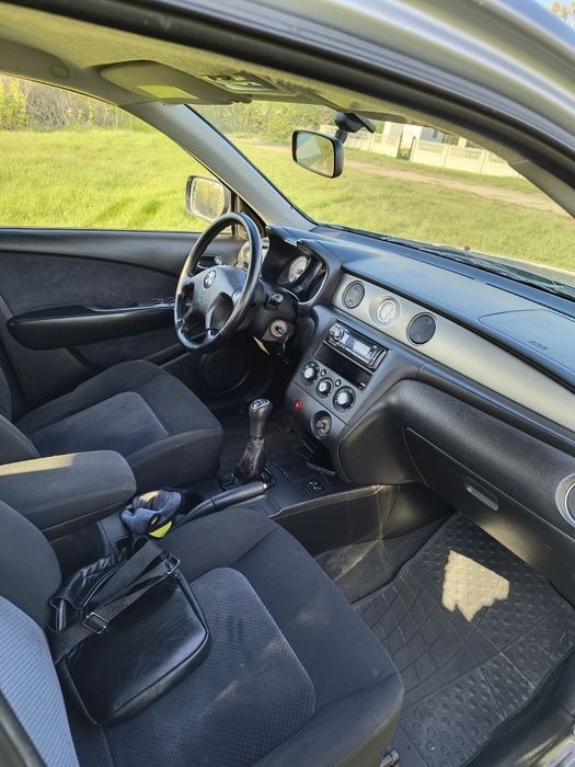 Продам Mitsubishi  Outlander 1