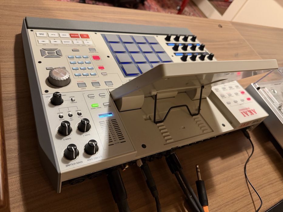 Akai MPC X Special Edition