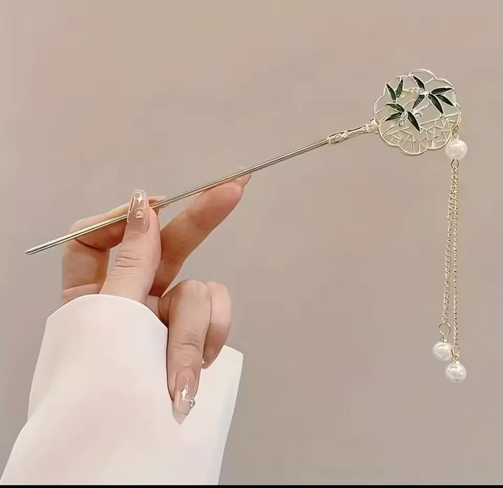 Шпилька / заколка для волосся